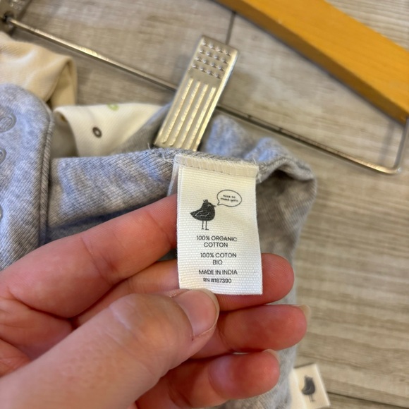 Small Story Bandana Bibs - Picture 4 of 6